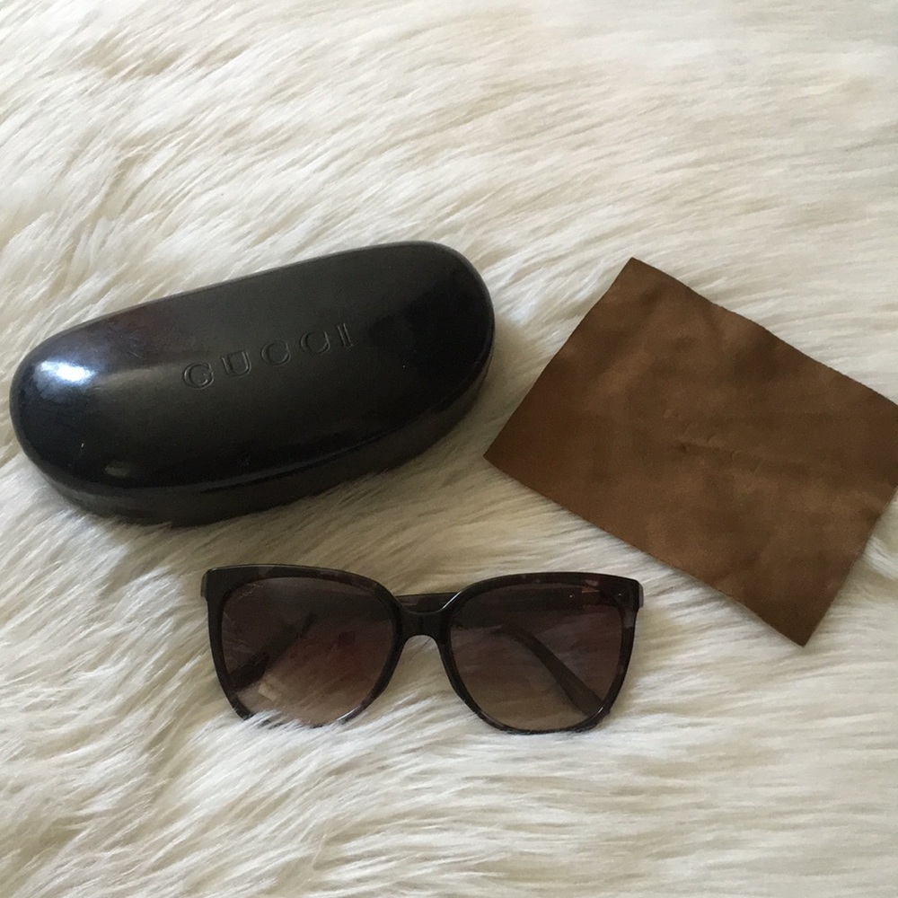 Authentic Gucci Sunglasses with original box set